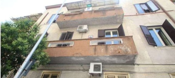 Apartamento de 5 habitaciónes en Cosenza, Italy No. 184072 2