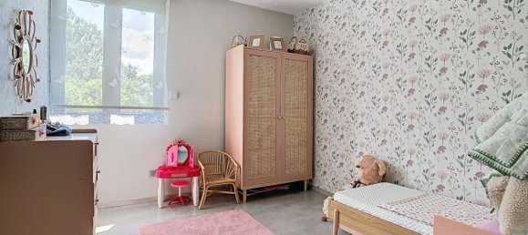 4 bedrooms House in Cauffry, France No. 61807 25