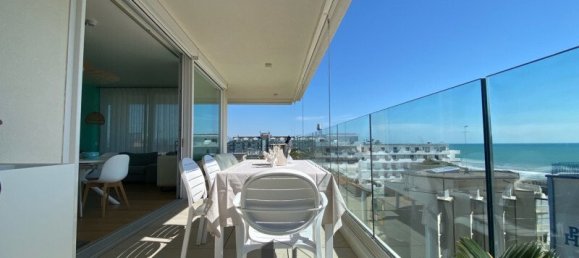 Ático de 3 dormitorios en Jesolo, Italy No. 220550 15