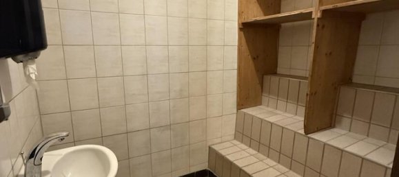 Здание с 14 комнатами в Goppingen, Германия № 5262 5