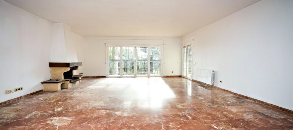 5 bedrooms House in Sant Vicenc De Montalt, Spain No. 77612 3