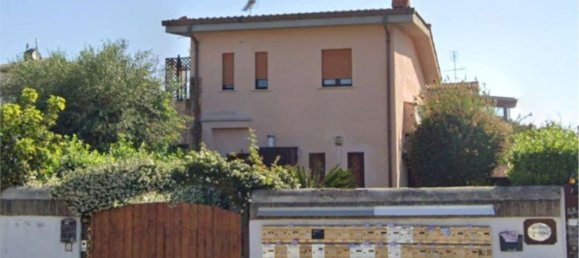 2-salle Appartement à Ardea, Italy No. 196172 19