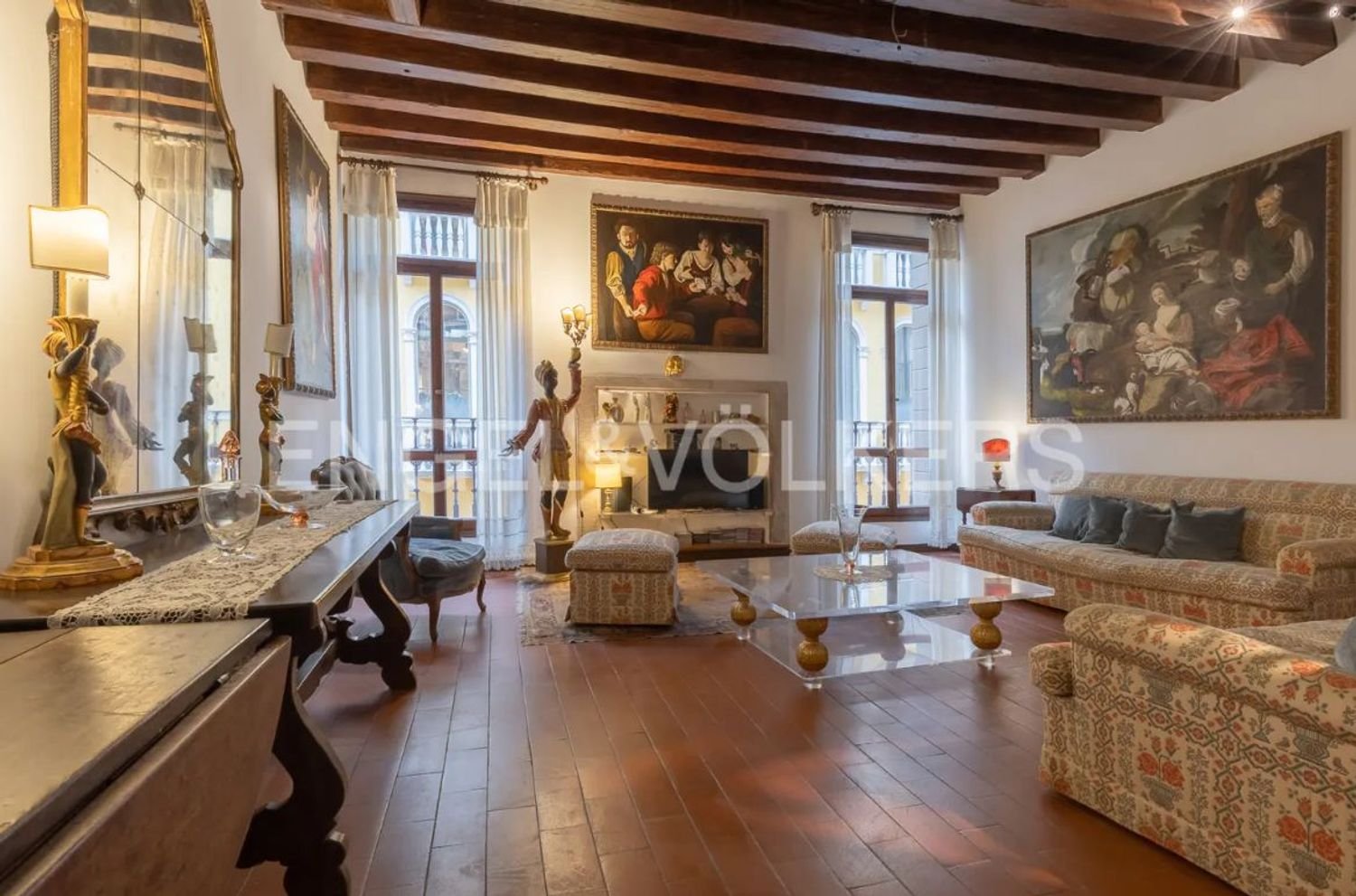 4 bedrooms Apartment in Venice, Italy No. 318156