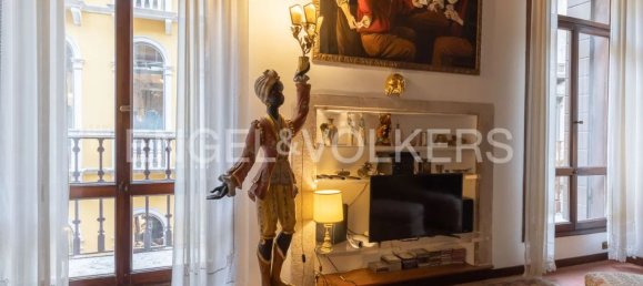 4 bedrooms Apartment in Venice, Italy No. 318156 2