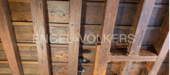 4 bedrooms Apartment in Venice, Italy No. 318156 9