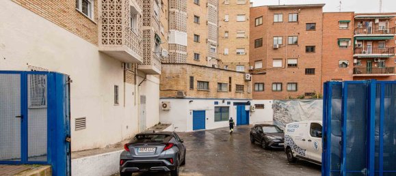 Gewerbliche Immobilie in Mostoles, Spain 376m², Nr. 89237 8