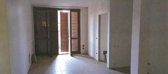 2 rooms Apartment in Cassano Magnago, Italy No. 5420 8