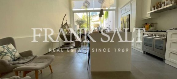 4 bedrooms Townhouse in Sliema, Malta No. 7745 4