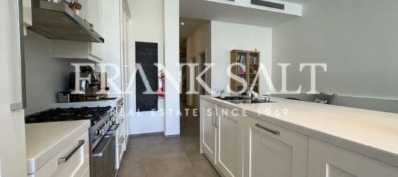 4 bedrooms Townhouse in Sliema, Malta No. 7745 5