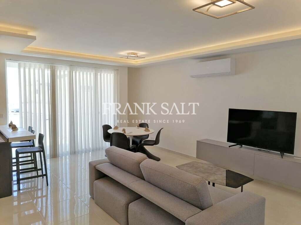 Apartamento T3 em Swieqi, Malta N.º 4397
