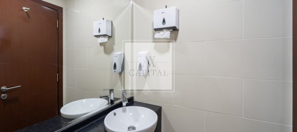 Oficina en Jumeirah Lake Towers, UAE 79.1 m² No. 51923 3