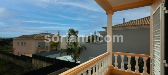 4 bedrooms House in Montenegro, Portugal No. 111436 28