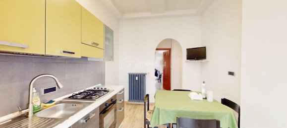 3 rooms Apartment in Turin, Italy No. 136053 6
