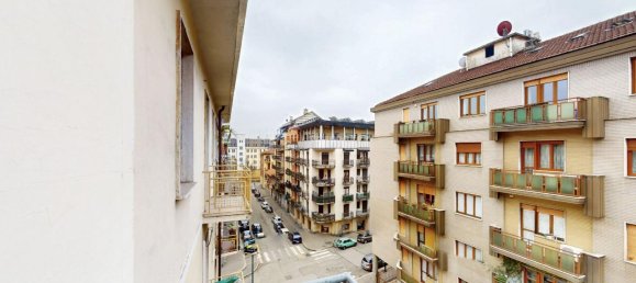 3 rooms Apartment in Turin, Italy No. 136053 17