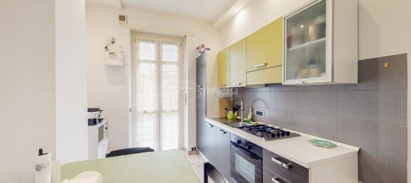 3 rooms Apartment in Turin, Italy No. 136053 7