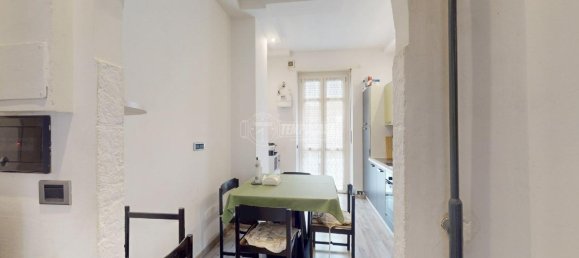 3 rooms Apartment in Turin, Italy No. 136053 4