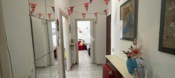 2 bedrooms Apartment in Monza, Italy No. 329799 7