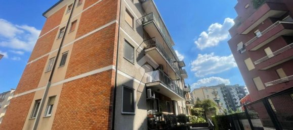 2 bedrooms Apartment in Monza, Italy No. 329799 22