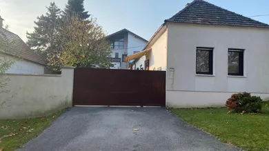 5 rooms House in Steinbrunn, Austria No. 231606