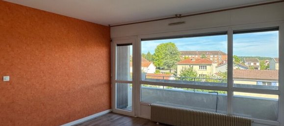 1 bedroom Apartment in Saint-Dizier, France No. 331155 4