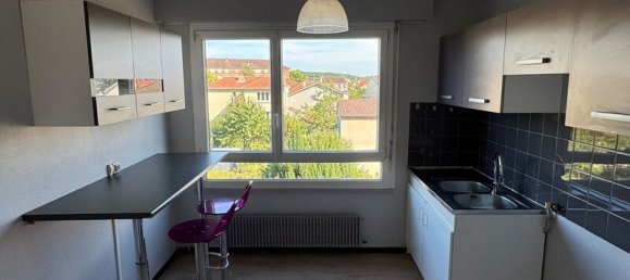 1 bedroom Apartment in Saint-Dizier, France No. 331155 2