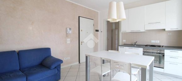 Квартира с 1 спальней в Виченца, Италия № 301031 2