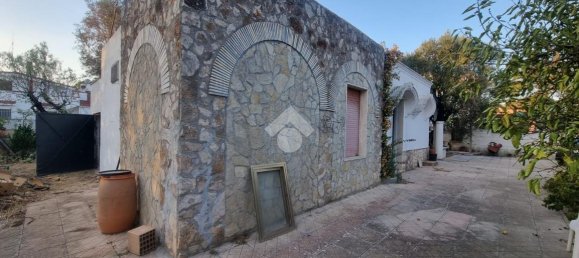 4 rooms Villa in Francavilla Fontana, Italy No. 18519 2