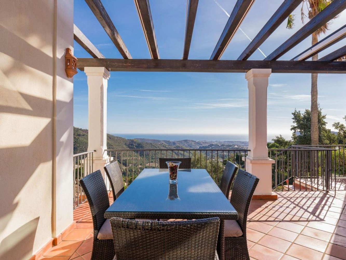 4 bedrooms House in Malaga, Spain No. 39802