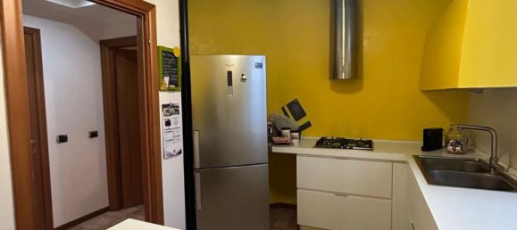 Casa de 4 habitaciónes en Robecchetto con Induno, Italy No. 183877 12