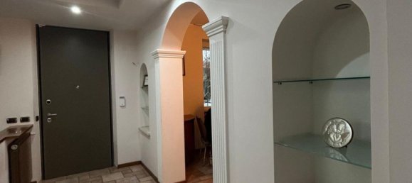 Casa de 4 habitaciónes en Robecchetto con Induno, Italy No. 183877 32