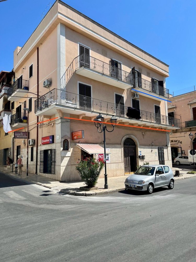 3 rooms Apartment in Palagianello, Italy No. 284297