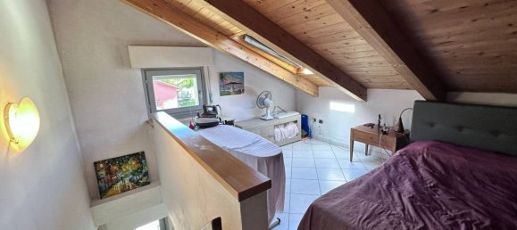 Apartamento de 2 dormitorios en Neive, Italy No. 379133 17