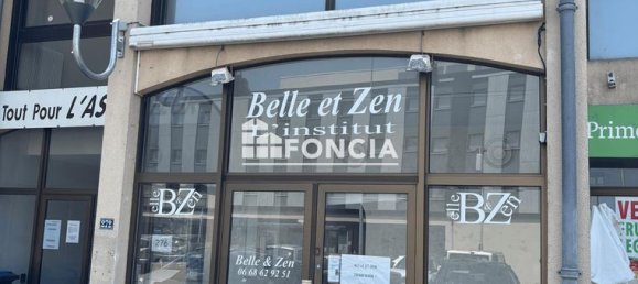 90m² Office in Montauban, France No. 301636 3