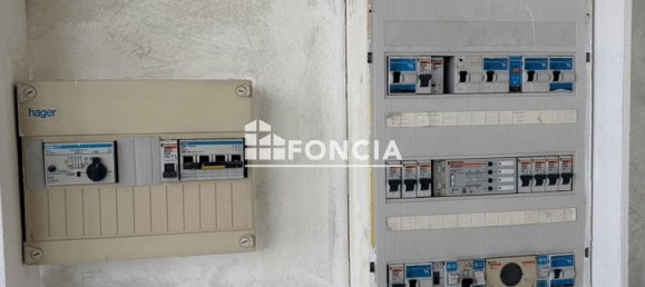 90m² Office in Montauban, France No. 301636 7