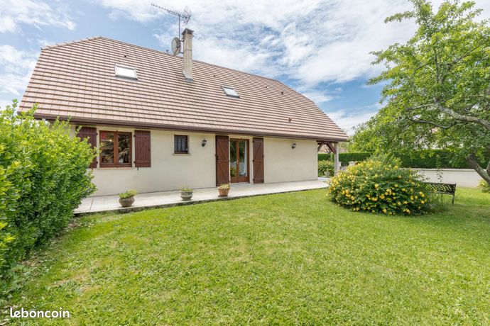 Дом с 5 спальнями в Бизано, Франция № 276510