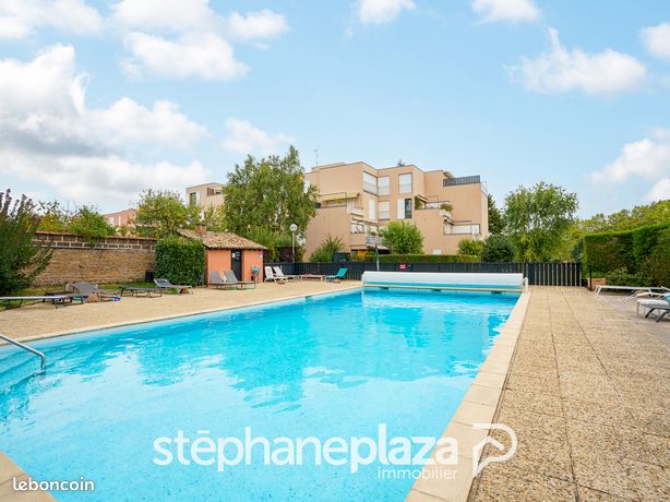 3 Schlafzimmer Wohnung in Macon, France, Nr. 355217