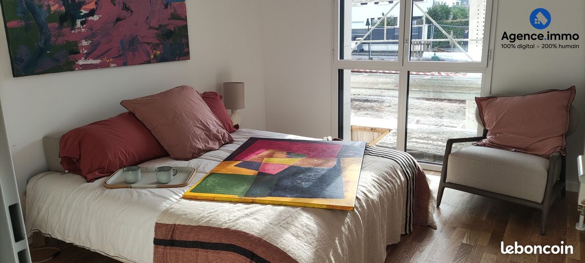 1 bedroom Apartment in Saint-Cyr-sur-Loire, France No. 262710