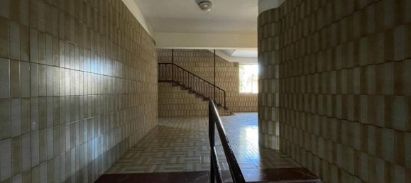 4-salle Appartement à San Nicola la Strada, Italy No. 21108 34