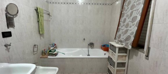 4-salle Appartement à San Nicola la Strada, Italy No. 21108 22