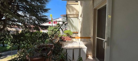4-salle Appartement à San Nicola la Strada, Italy No. 21108 32