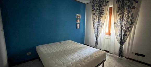 4-salle Appartement à San Nicola la Strada, Italy No. 21108 11