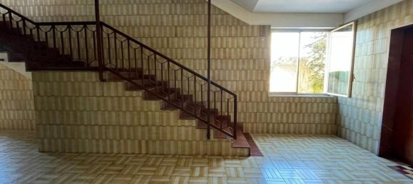 4-salle Appartement à San Nicola la Strada, Italy No. 21108 35