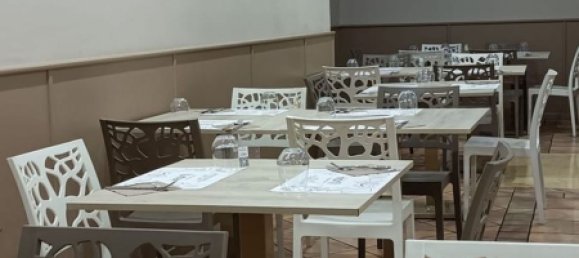 Gewerbliche Immobilie in Casapulla, Italy 100m², Nr. 256814 6