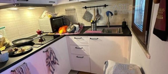 11 rooms House in Rome, Italy No. 31342 10