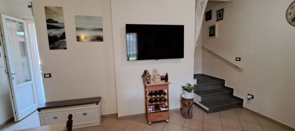 4 bedrooms House in Serravalle Pistoiese, Italy No. 342074 9