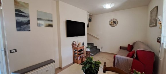 4 bedrooms House in Serravalle Pistoiese, Italy No. 342074 4