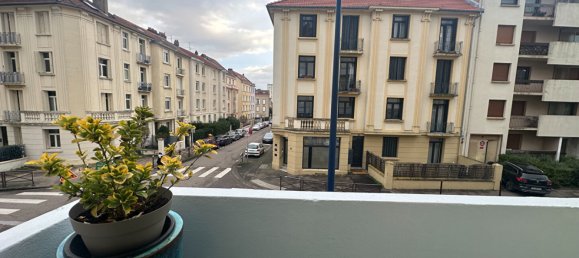 2 bedrooms Apartment in Metz, France No. 57402 3