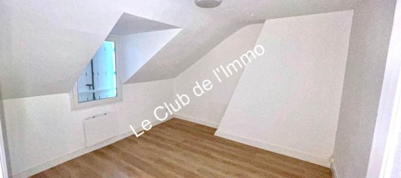 Edificio de 1 dormitorio en Orleans, France No. 93030 3