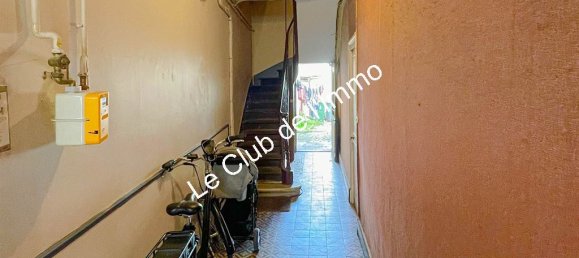 Edificio de 1 dormitorio en Orleans, France No. 93030 5