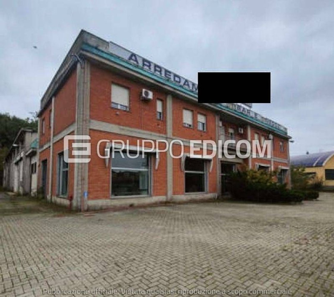 500m² Warehouse in Ovada, Italy No. 267622